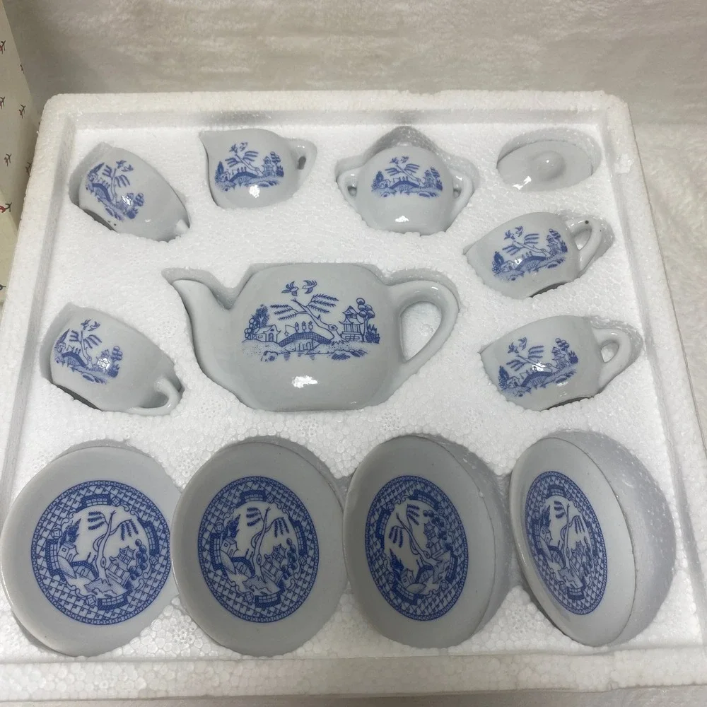 Vintage Mini Blue Willow Play Tea Set Porcelain Dollhouse Playhouse New In‎ Box